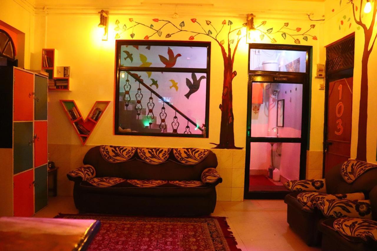 La Vaca India Varanasi Exterior photo
